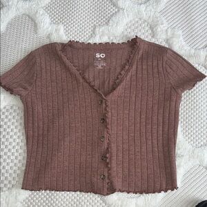 SO Scalloped Ribbed Top in Brown